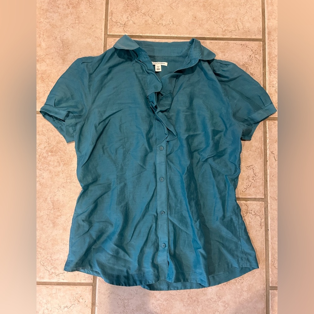 Banana Republic Ruffled Button Down
